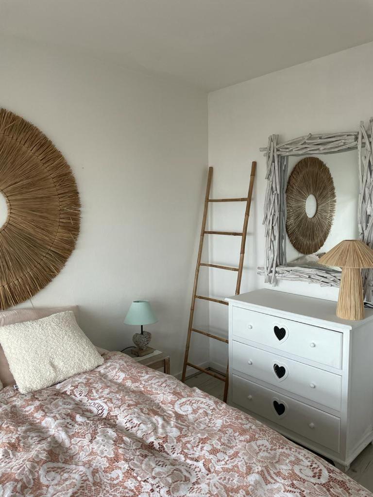 Sea View 2 Room Apartment 50M2 Етрета Екстериор снимка